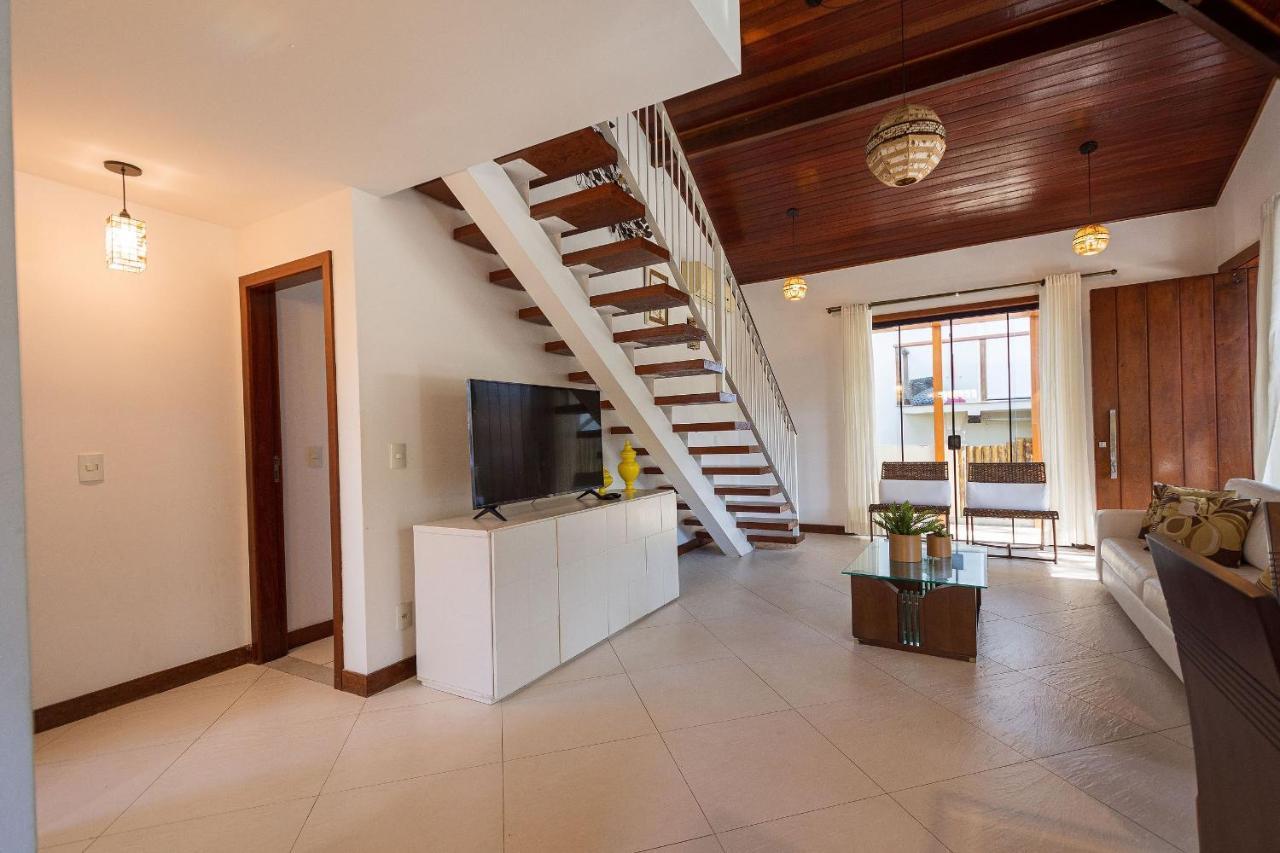 Casa espetacular entre Geribá e Ferradurinha - WIFI 200MB - Piscina do codomínio - 700 m da praia - Garagem - 4 Suites - Área gourmet privativa - Cozinha equipada - Área kids - Portaria 24h - Ar condicionado Búzios Esterno foto