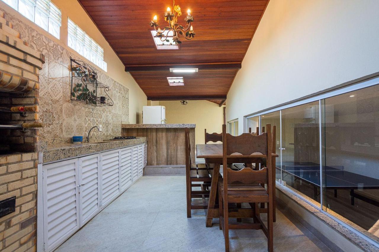 Casa espetacular entre Geribá e Ferradurinha - WIFI 200MB - Piscina do codomínio - 700 m da praia - Garagem - 4 Suites - Área gourmet privativa - Cozinha equipada - Área kids - Portaria 24h - Ar condicionado Búzios Esterno foto
