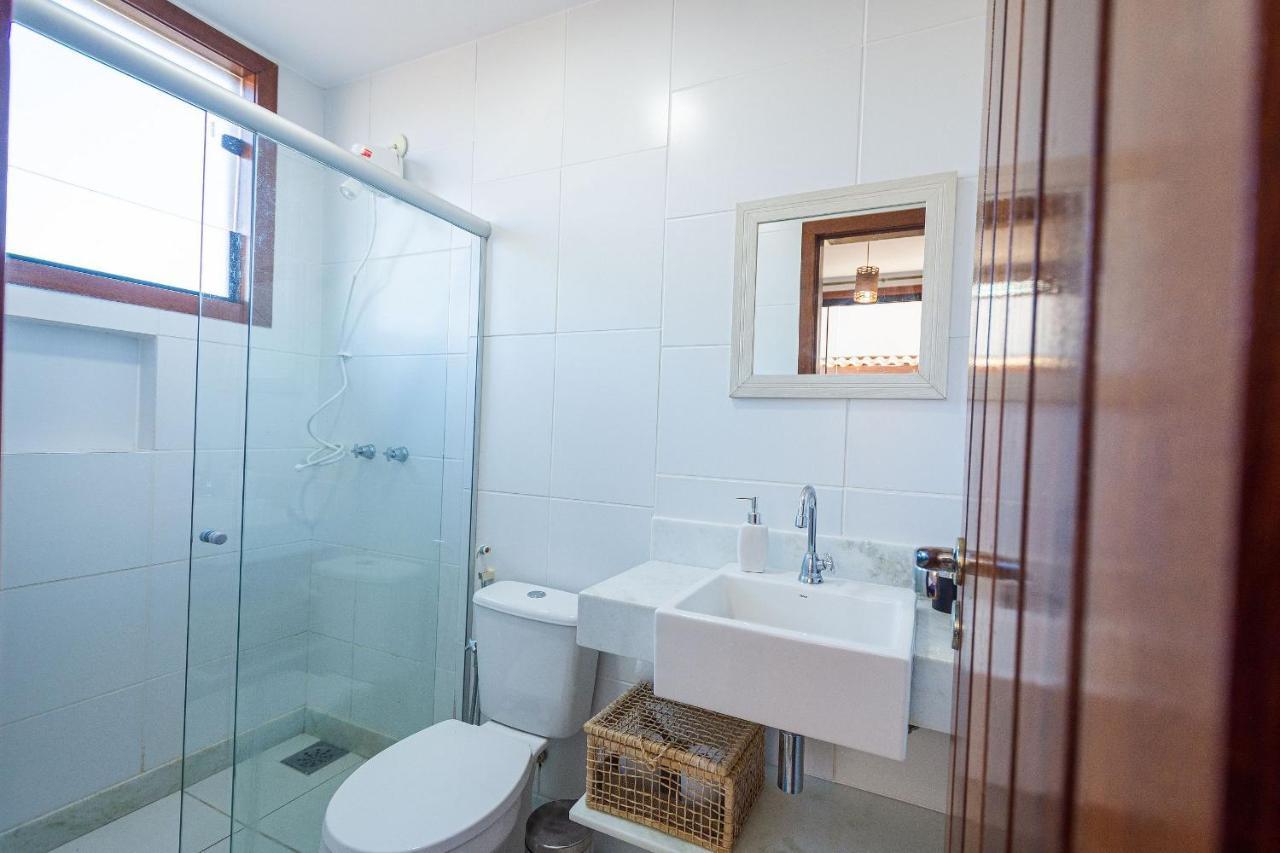 Casa espetacular entre Geribá e Ferradurinha - WIFI 200MB - Piscina do codomínio - 700 m da praia - Garagem - 4 Suites - Área gourmet privativa - Cozinha equipada - Área kids - Portaria 24h - Ar condicionado Búzios Esterno foto