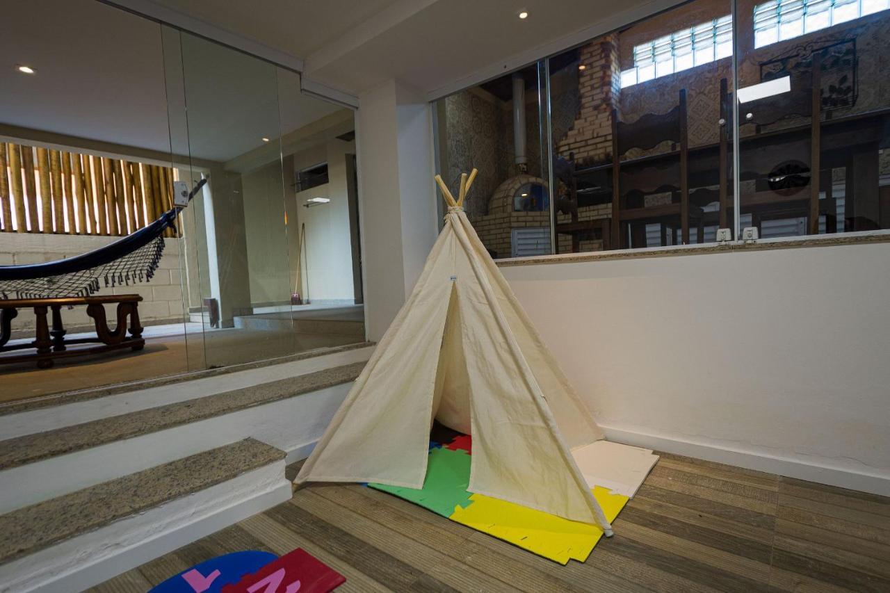 Casa espetacular entre Geribá e Ferradurinha - WIFI 200MB - Piscina do codomínio - 700 m da praia - Garagem - 4 Suites - Área gourmet privativa - Cozinha equipada - Área kids - Portaria 24h - Ar condicionado Búzios Esterno foto
